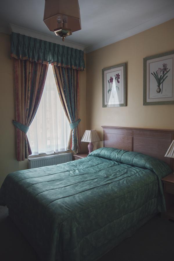 לונדון Her Majesty Hotel מראה חיצוני תמונה